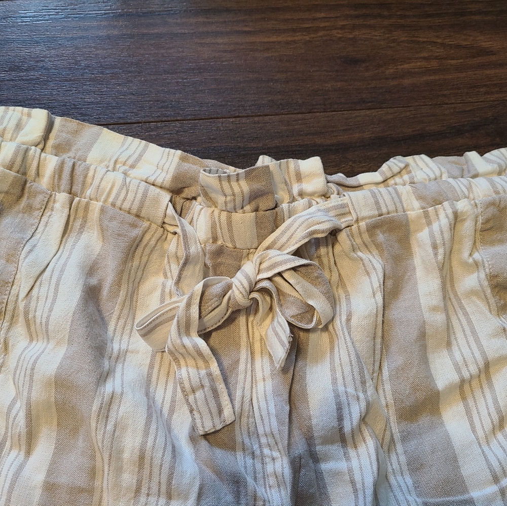 High Rise linen short